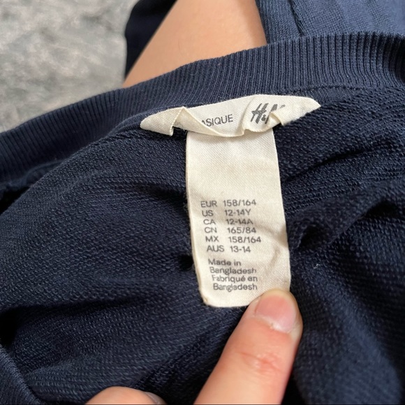 H&M Girls Long Sleeve top - Picture 3 of 3